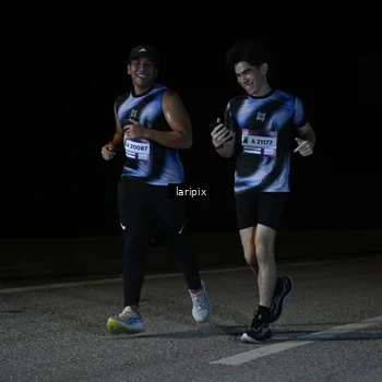 Runner Photo 7590562