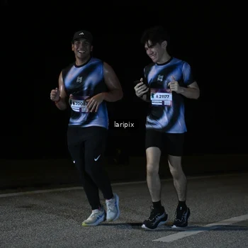 Runner Photo 7590564