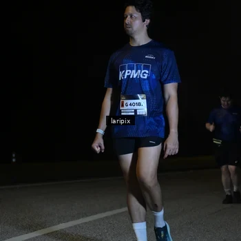 Runner Photo 7590567