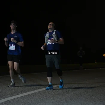 Runner Photo 7590579