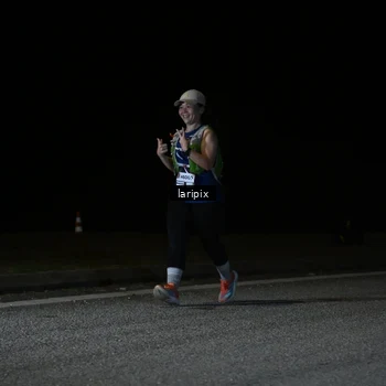 Runner Photo 7590595