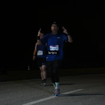 Runner Photo 7590599