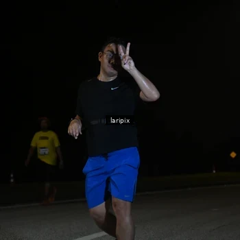Runner Photo 7590627