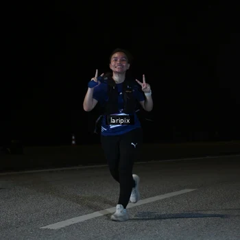 Runner Photo 7590674