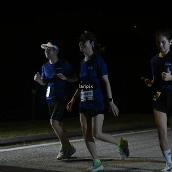 Runner Photo 7590696