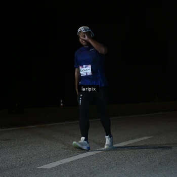 Runner Photo 7590700