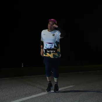 Runner Photo 7590710