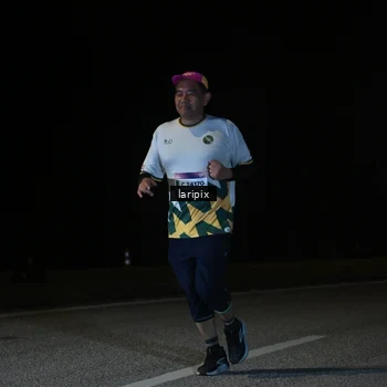 Runner Photo 7590713