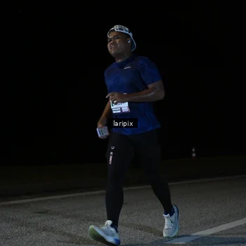 Runner Photo 7590715