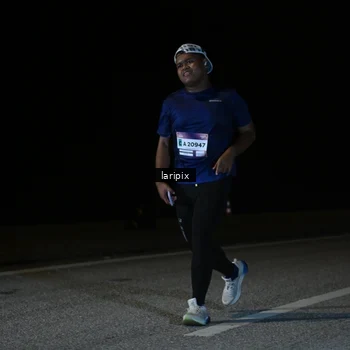 Runner Photo 7590718