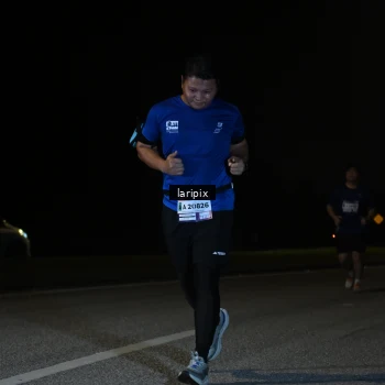 Runner Photo 7590720