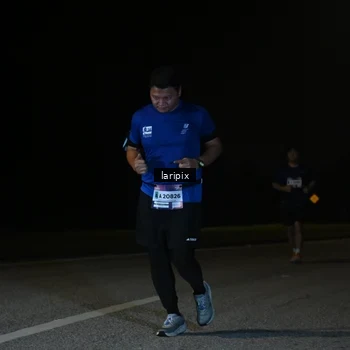 Runner Photo 7590721