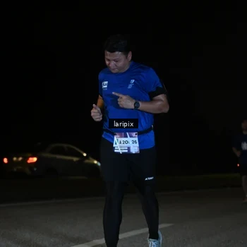 Runner Photo 7590722
