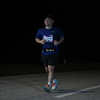 Runner Photo 7590730