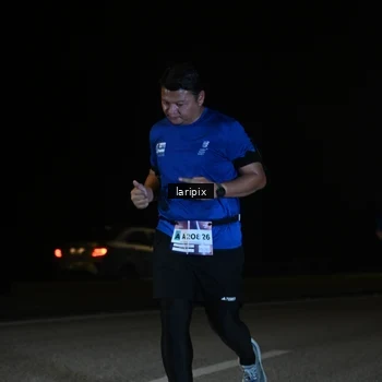 Runner Photo 7590731