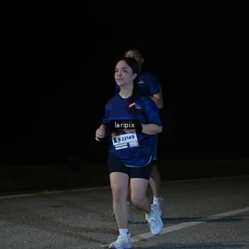 Runner Photo 7590746