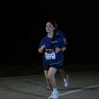 Runner Photo 7590749