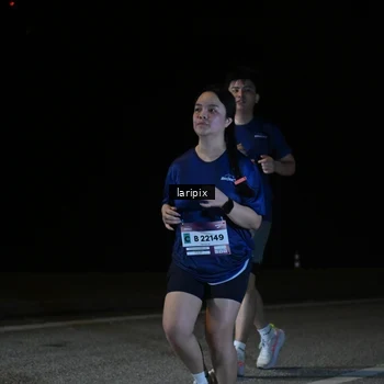Runner Photo 7590750