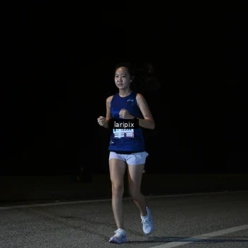 Runner Photo 7590754