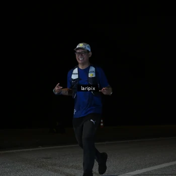Runner Photo 7590842
