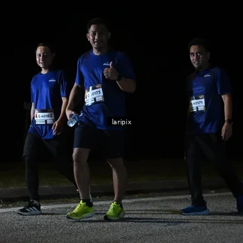 Runner Photo 7590848