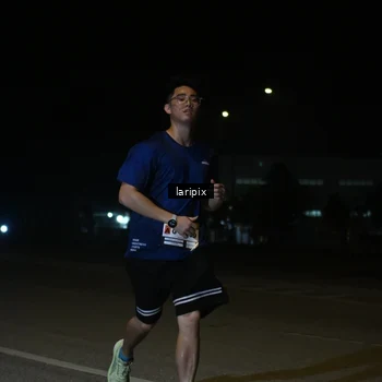 Runner Photo 7590852