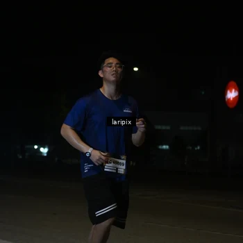 Runner Photo 7590854