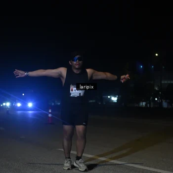 Runner Photo 7590875