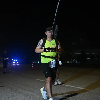 Runner Photo 7590892