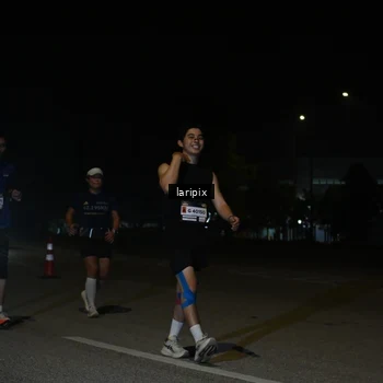 Runner Photo 7590904