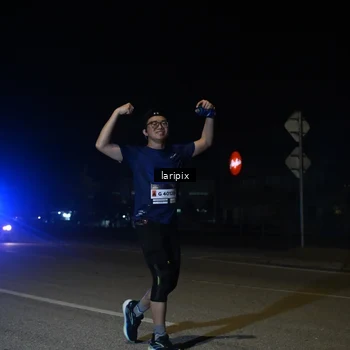 Runner Photo 7590906