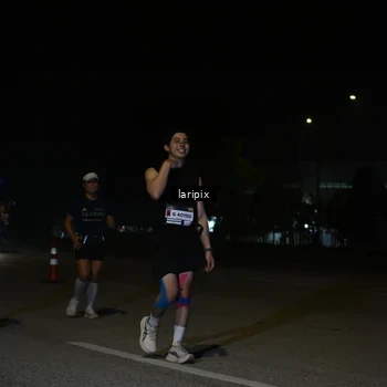 Runner Photo 7590909