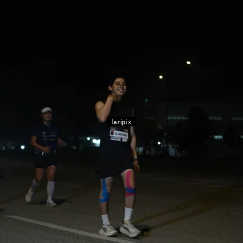 Runner Photo 7590911