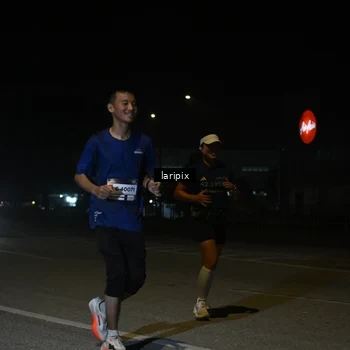 Runner Photo 7590917
