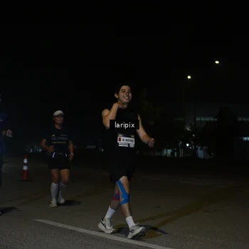 Runner Photo 7590918