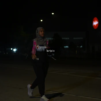 Runner Photo 7590925