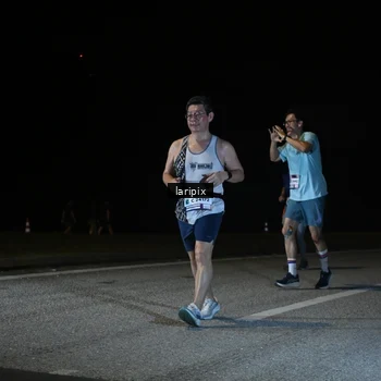 Runner Photo 7590943