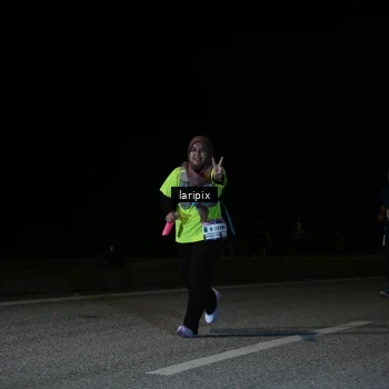 Runner Photo 7590946