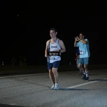 Runner Photo 7590949
