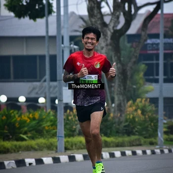 Runner Photo 7591524