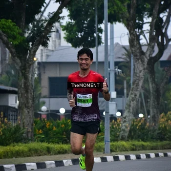 Runner Photo 7591533