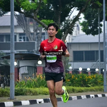 Runner Photo 7591538