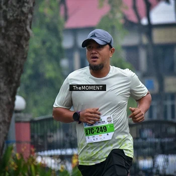 Runner Photo 7591547