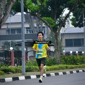 Runner Photo 7591552