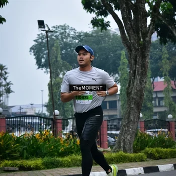 Runner Photo 7591557