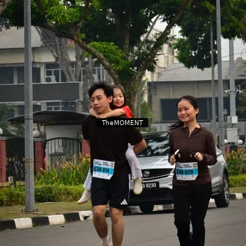 Runner Photo 7591610