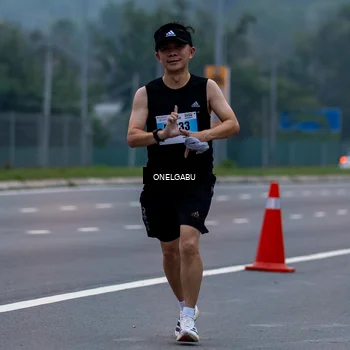 Runner Photo 7591656