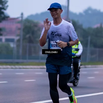 Runner Photo 7591657