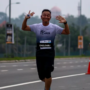 Runner Photo 7591687