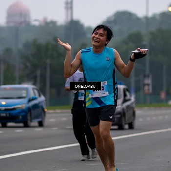 Runner Photo 7591690